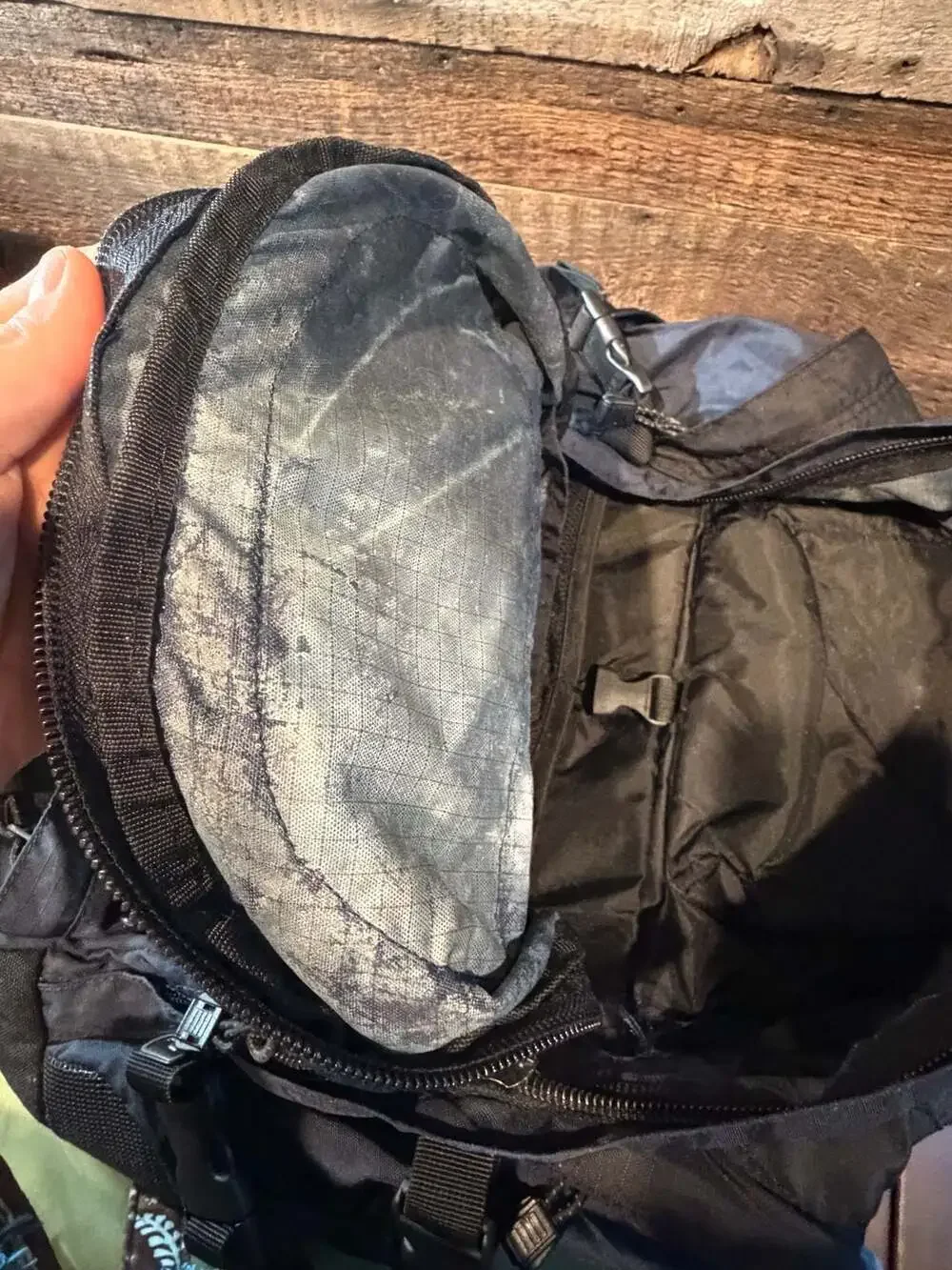 Gap Vintage Multi-Pocket Nylon Hiking Backpack